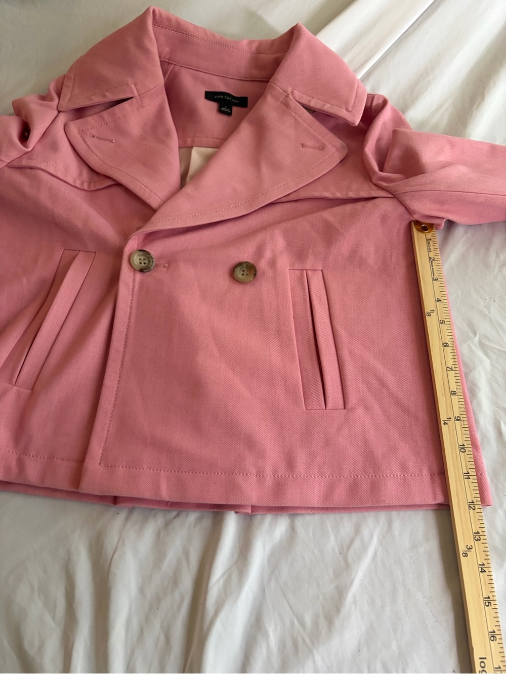 Ann Taylor Pink Cropped Double-Breasted Blazer Size 6 - Picture 8 of 10